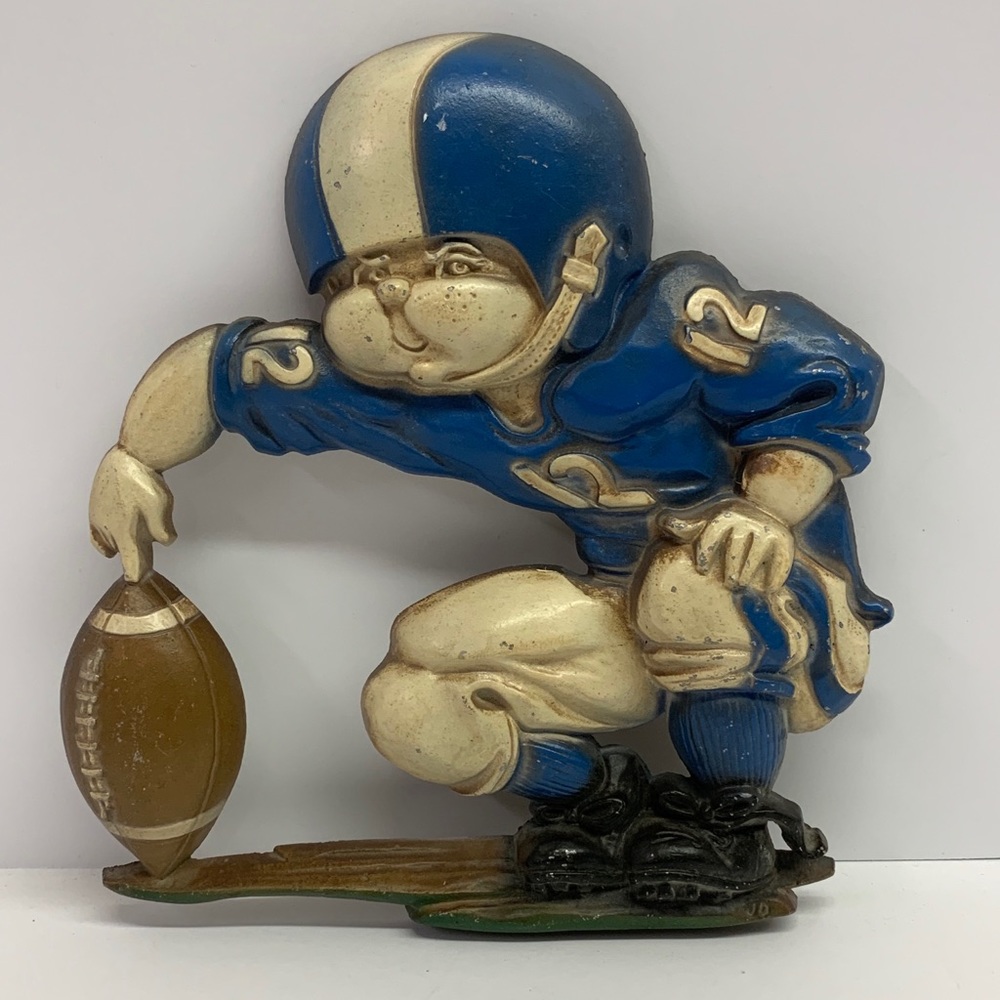 Vtg. HOMCO FOOTBALL Player Wall Plaque Cast Metal